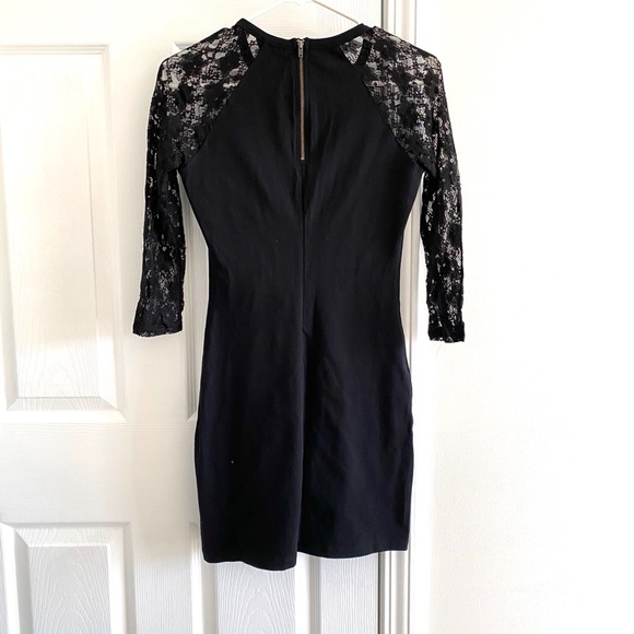 Lace black dress - Picture 3 of 3